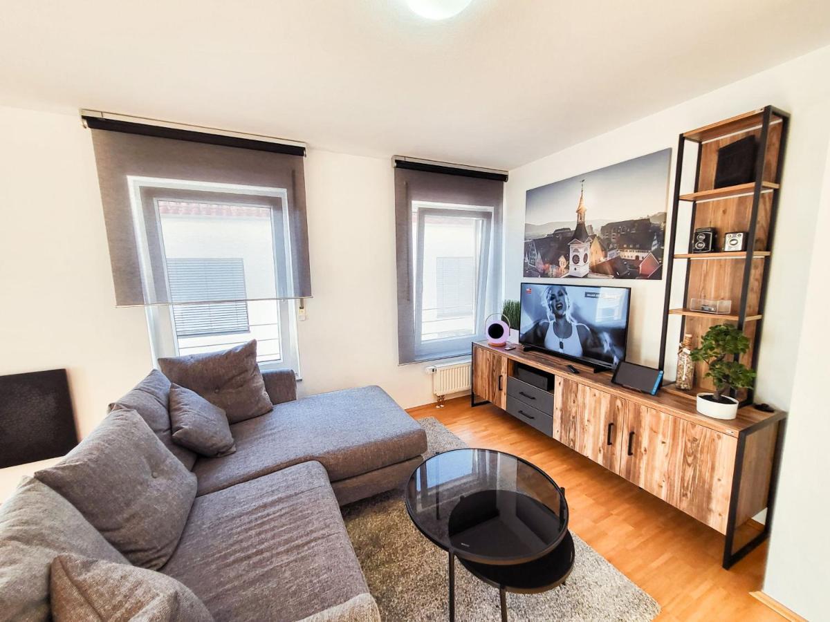 Zentrale Ferienwohnung In Aalen City Mit 4-Sternen ภายนอก รูปภาพ