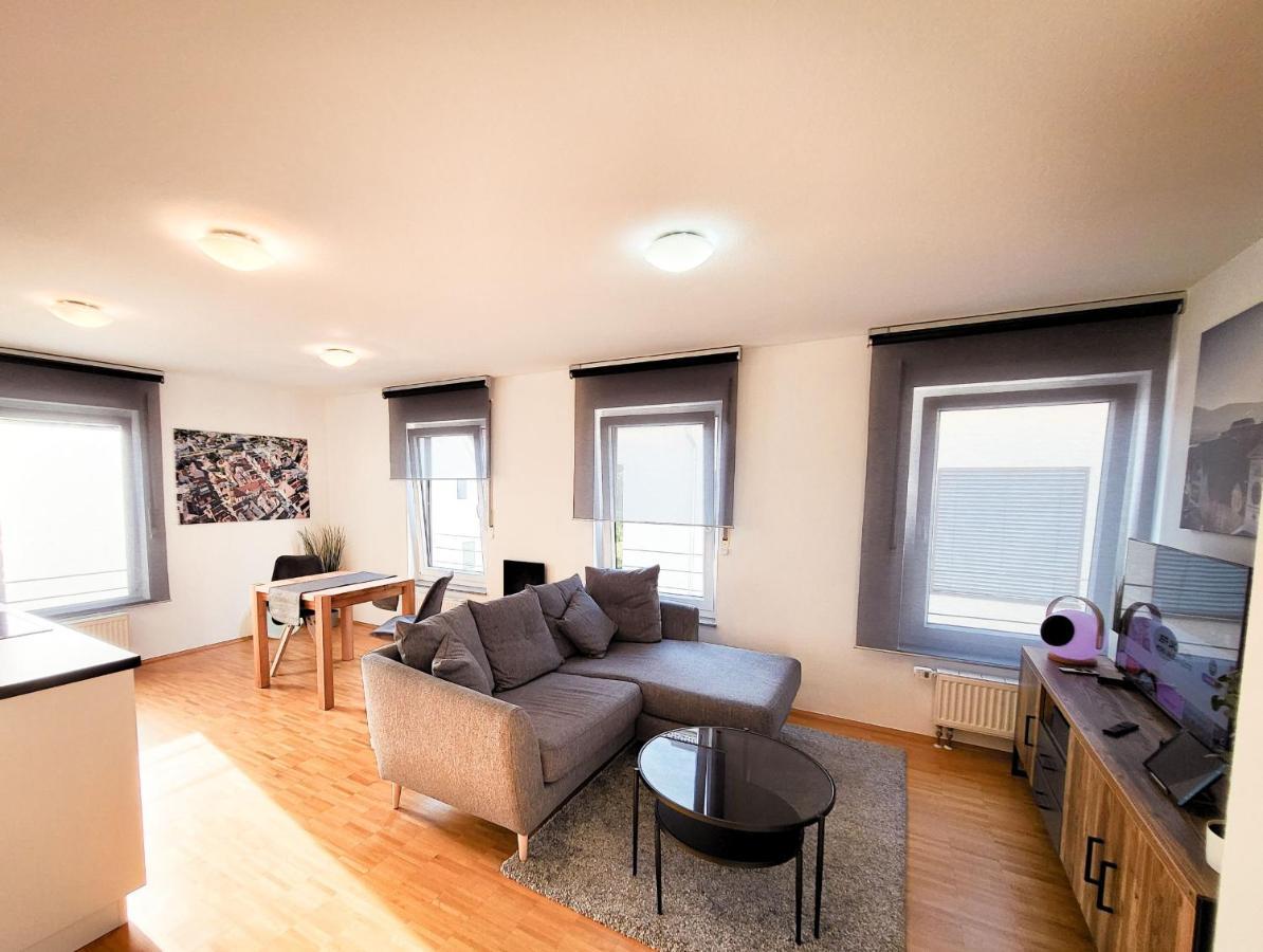 Zentrale Ferienwohnung In Aalen City Mit 4-Sternen ภายนอก รูปภาพ